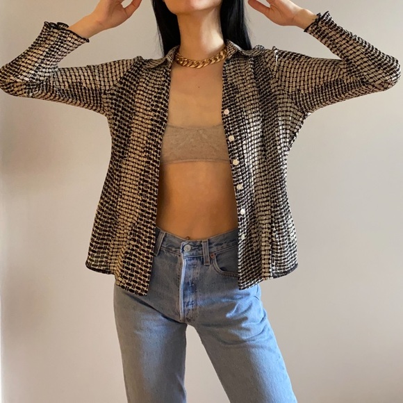 Vintage pleated abstract polkadot button down blouse - Picture 3 of 6